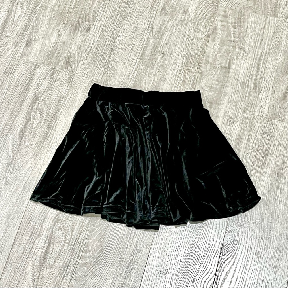 Velvet Mini Circle Skirt Black